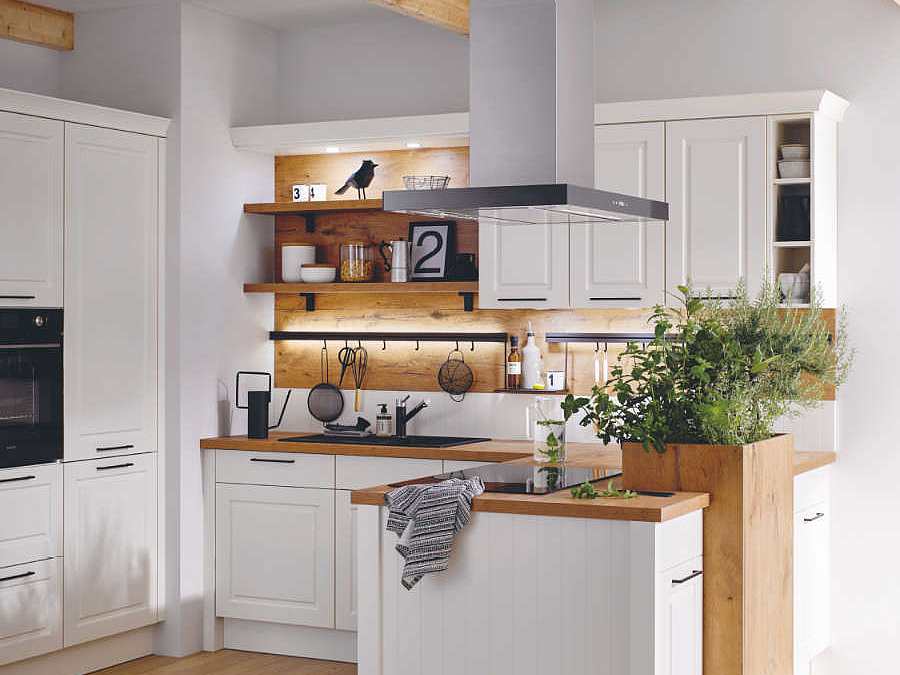 weiße Landhausküchen